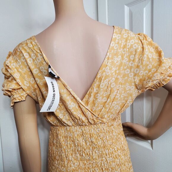 Lumiere URBAN OUTFITTERS Floral Spring Summer Mini Dress Large L Yellow - Picture 5 of 8